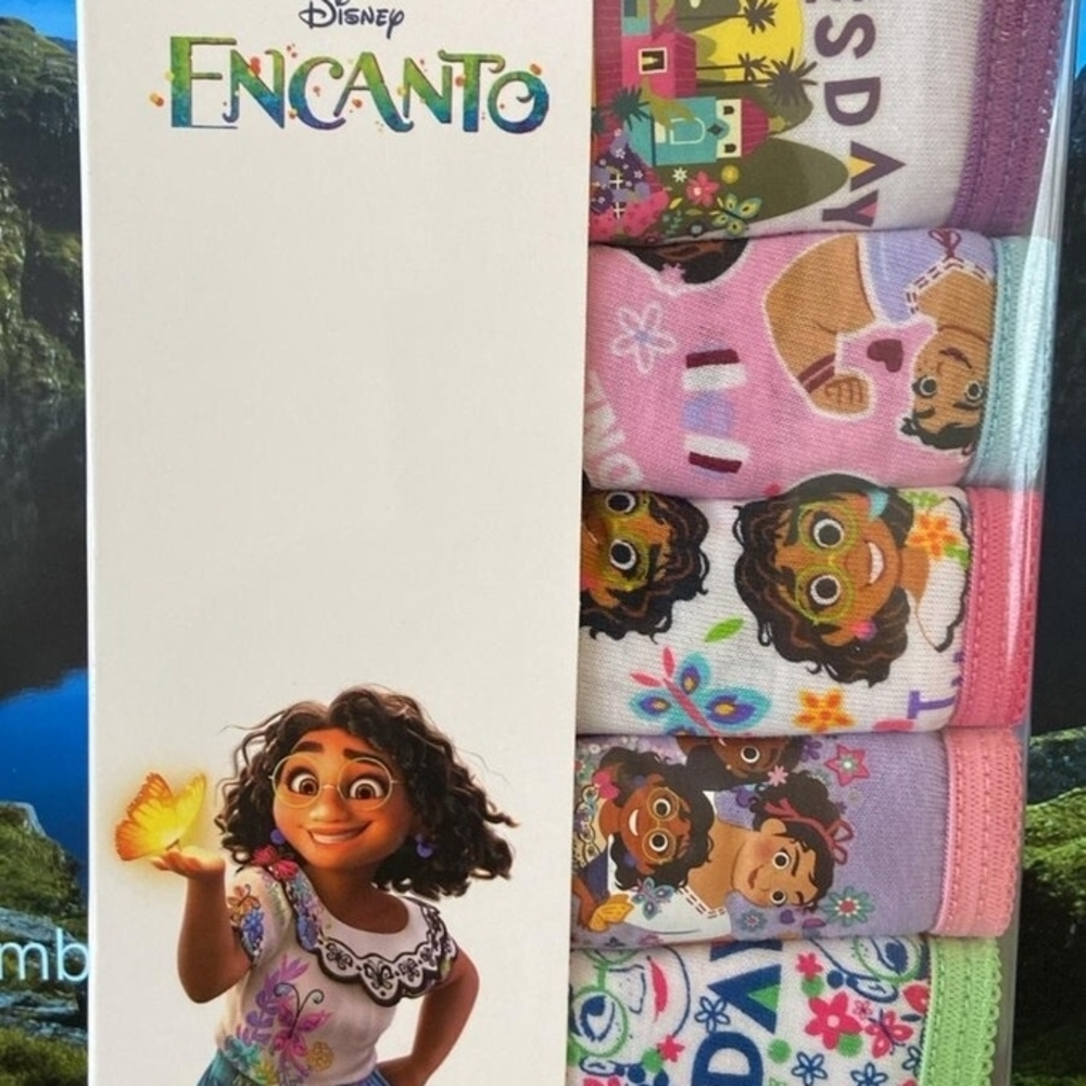 Disney Encanto Girls' Underwear Set